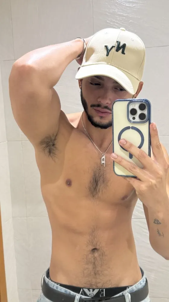 Finn, male escort in Dubai — photo 13