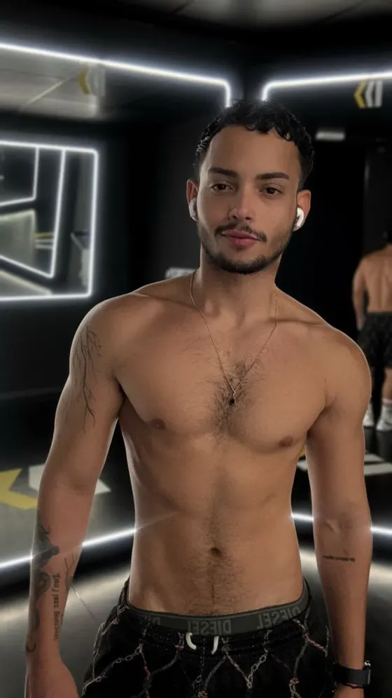 Finn, male escort in Dubai — photo 7