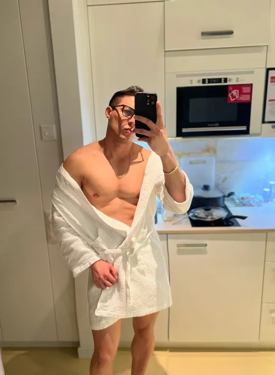 Finn, male escort in Dubai — photo 6