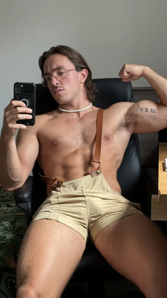 Gabriel, Russian male escort in Dubai — photo 10