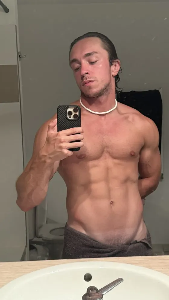 Gabriel, Russian male escort in Dubai — photo 12