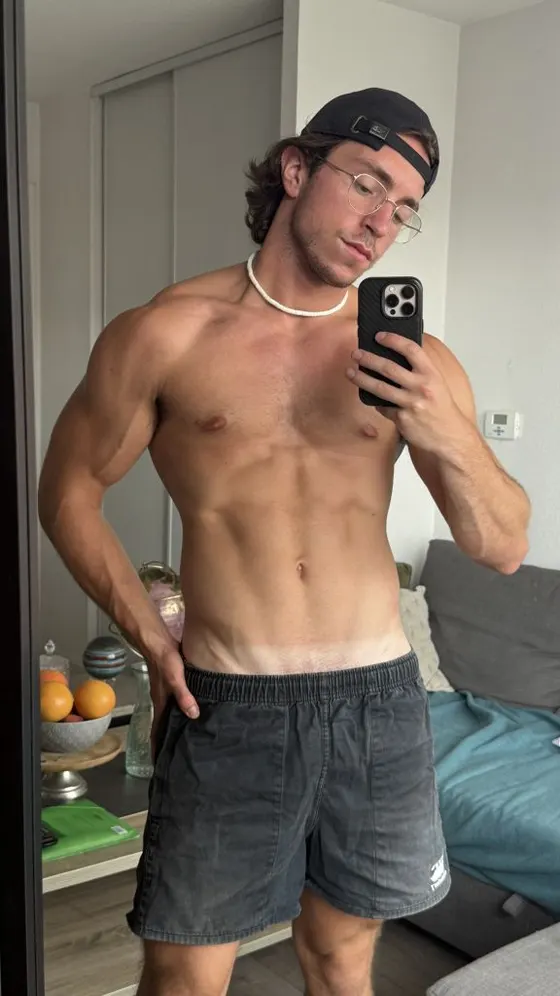Gabriel, Russian male escort in Dubai — photo 13