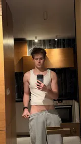 Gabriel, male escort in Dubai — photo 2