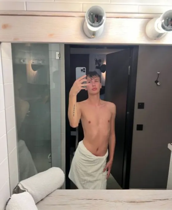 Gio, male escort in Dubai โ photo 7