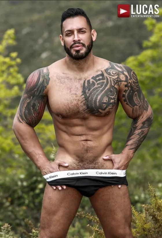 Gio, Brazilian male escort in Dubai — photo 13