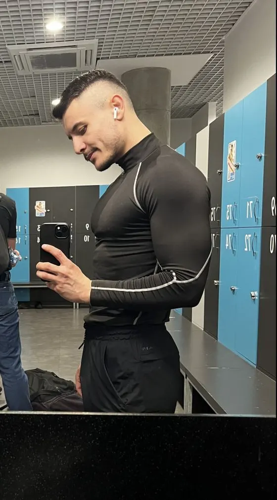 Henry, male escort in Dubai — photo 10