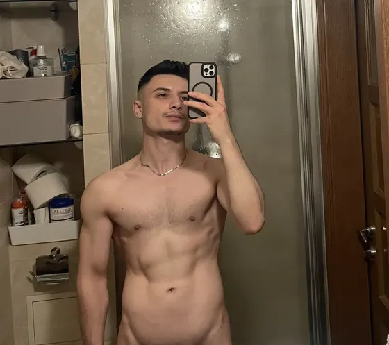 Henry, male escort in Dubai — photo 16