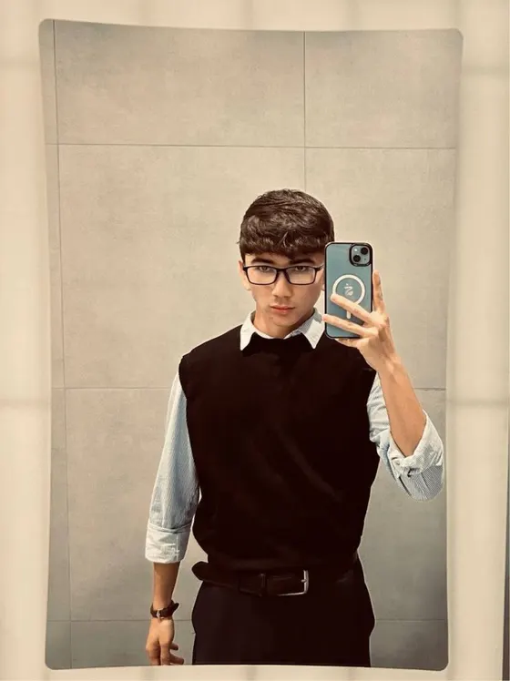 Hugo, Asian male escort in Dubai โ photo 17
