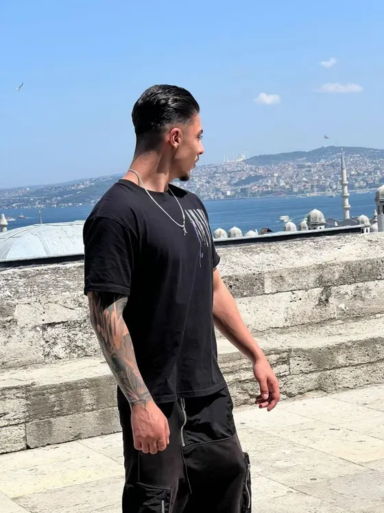 Igor, male escort in Dubai — photo 7