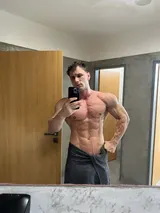 Ivan, Russian male escort in Dubai — photo 2