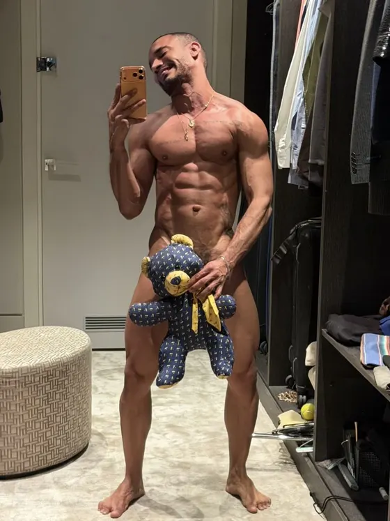 Jake, male escort in Dubai — photo 10