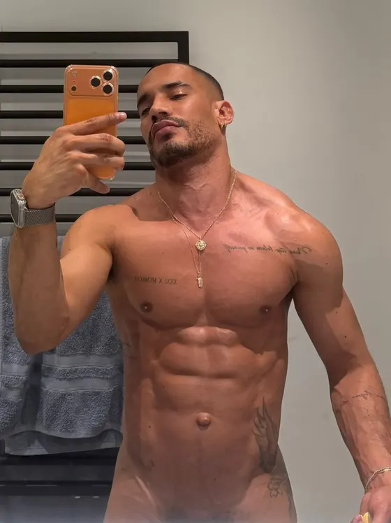 Jake, male escort in Dubai — photo 13