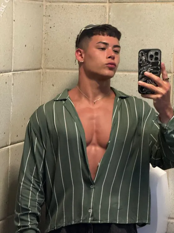 Julian, Brazilian male escort in Dubai