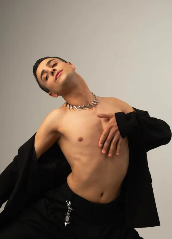 Julian, male escort in Dubai — photo 8