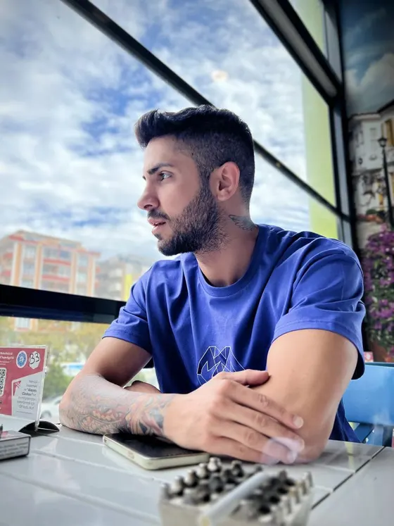 Kai, male escort in Dubai โ photo 7