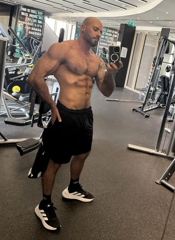 Kai, Brazilian male escort in Dubai โ photo 9