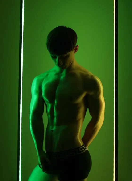 Kevin, Russian male escort in Dubai โ photo 5