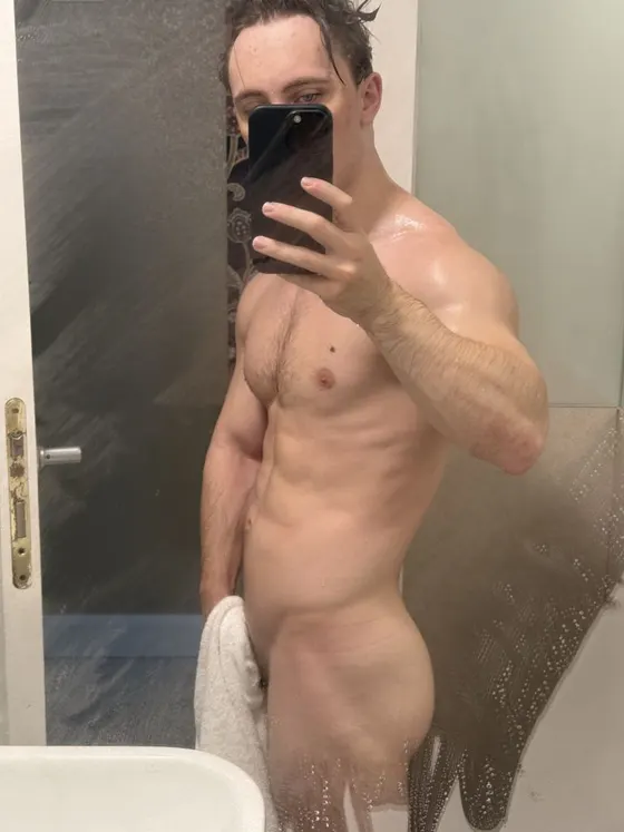 Kevin, Russian male escort in Dubai โ photo 8