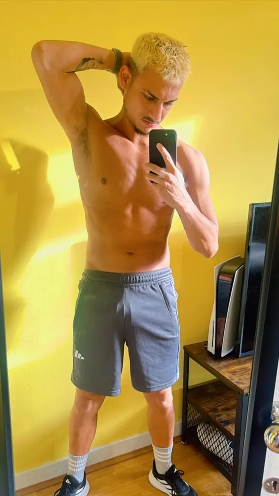 Leon, Brazilian male escort in Dubai โ photo 10