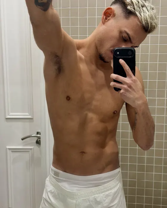 Leon, Brazilian male escort in Dubai โ photo 3