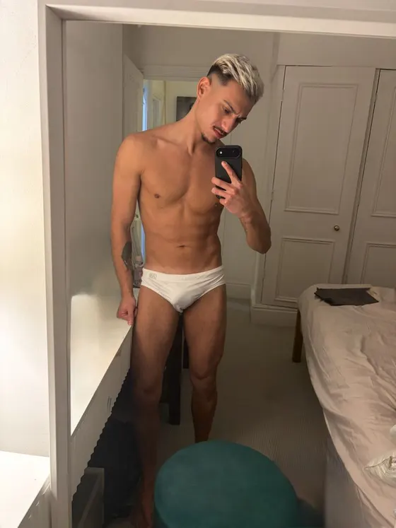 Leon, Brazilian male escort in Dubai โ photo 5
