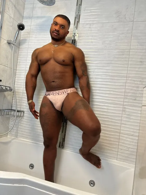 Liam, Ebony male escort in Dubai