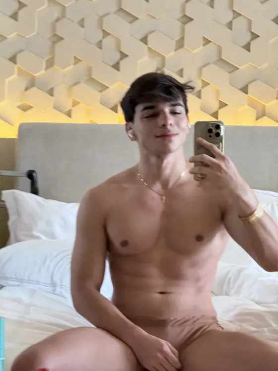 Liam, Brazilian male escort in Dubai