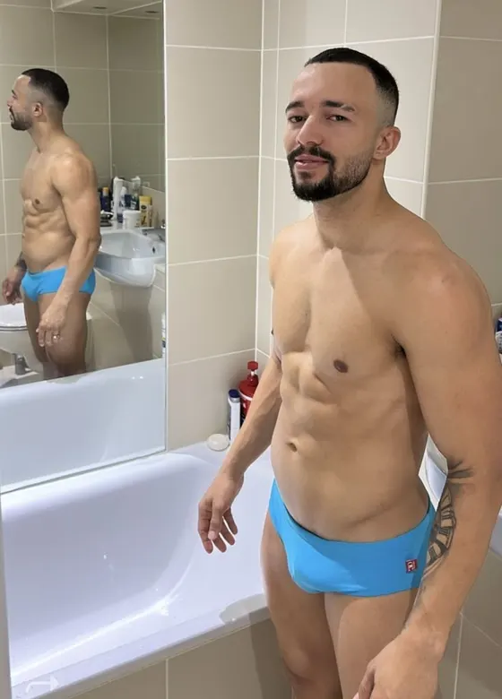 Liam, Brazilian male escort in Dubai โ photo 2