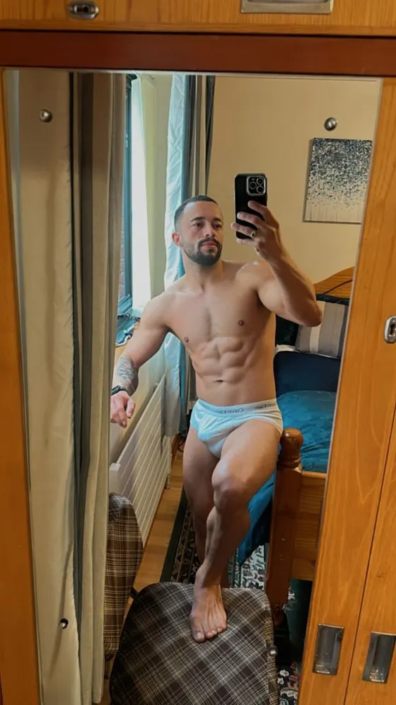 Liam, Brazilian male escort in Dubai โ photo 5