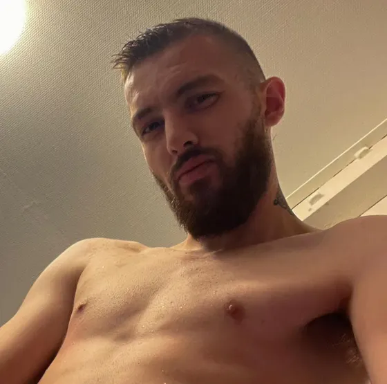 Luca, Brazilian male escort in Dubai — photo 4