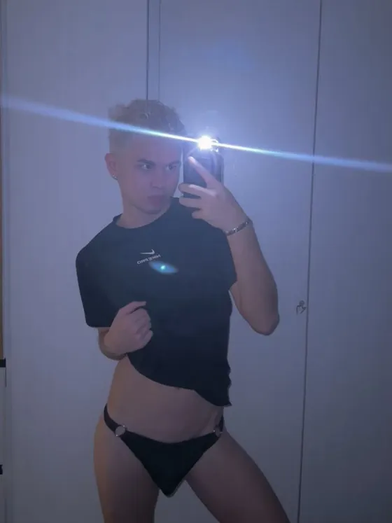 Lucas, male escort in Dubai — photo 6