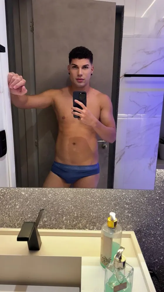 Lucas, male escort in Dubai โ photo 5