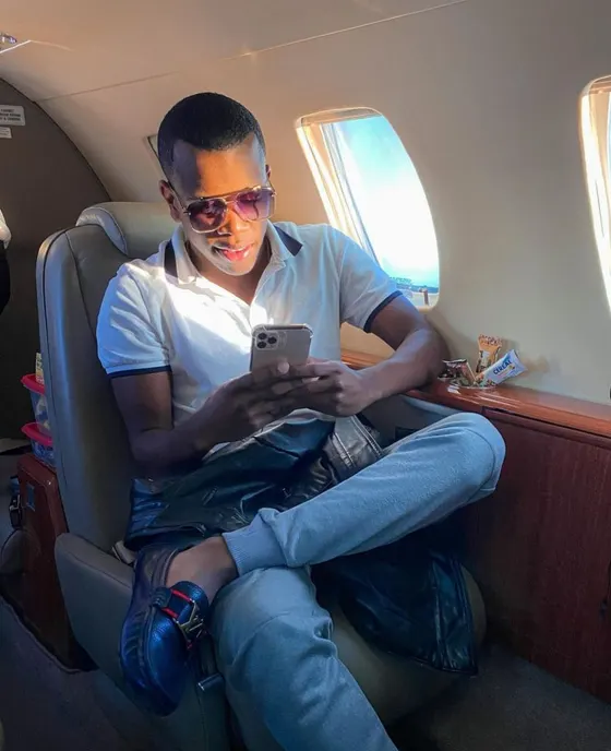 Lucas, male escort in Dubai — photo 16