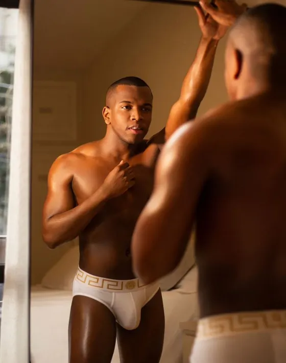 Lucas, male escort in Dubai — photo 17
