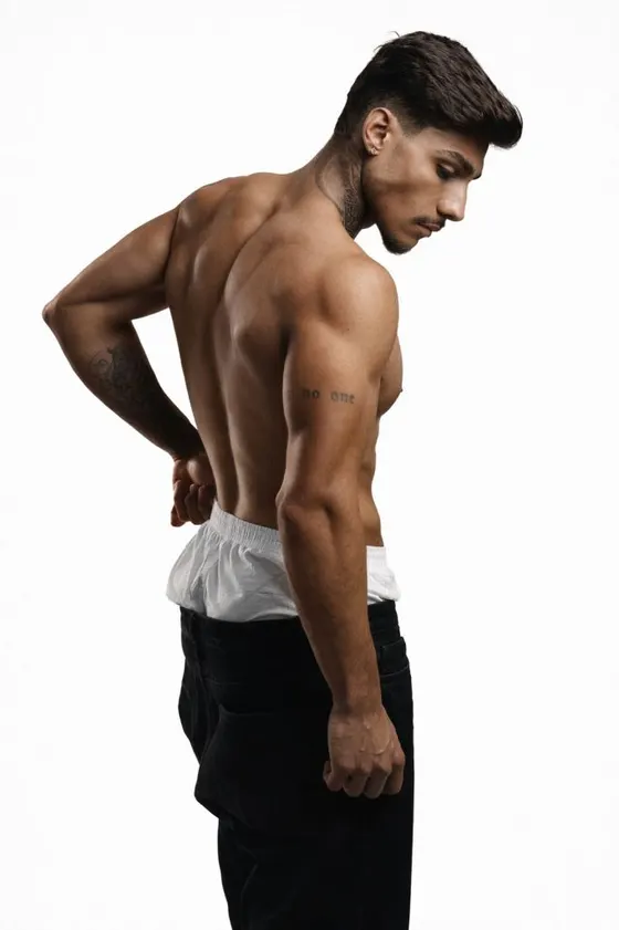 Marco, male escort in Dubai — photo 7