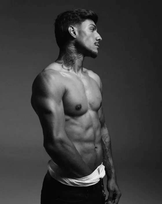 Marco, male escort in Dubai — photo 8