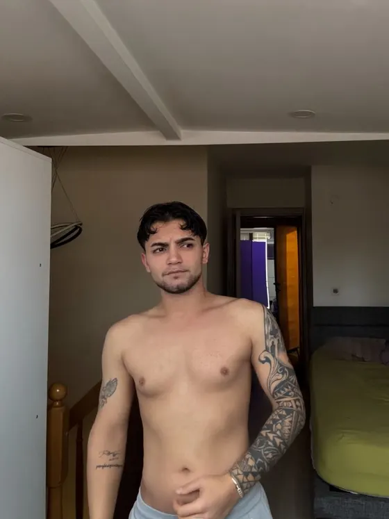 Marcus, Brazilian male escort in Dubai — photo 13