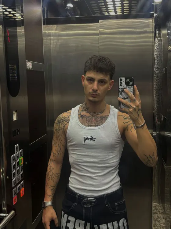 Marcus, male escort in Dubai — photo 13
