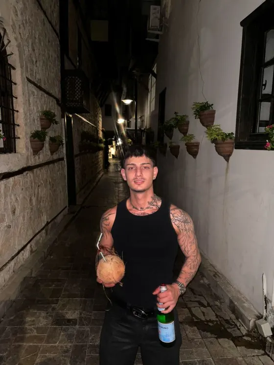 Marcus, male escort in Dubai — photo 7