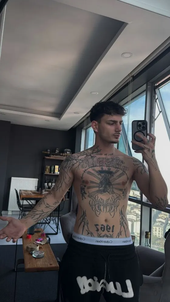 Marcus, male escort in Dubai — photo 9