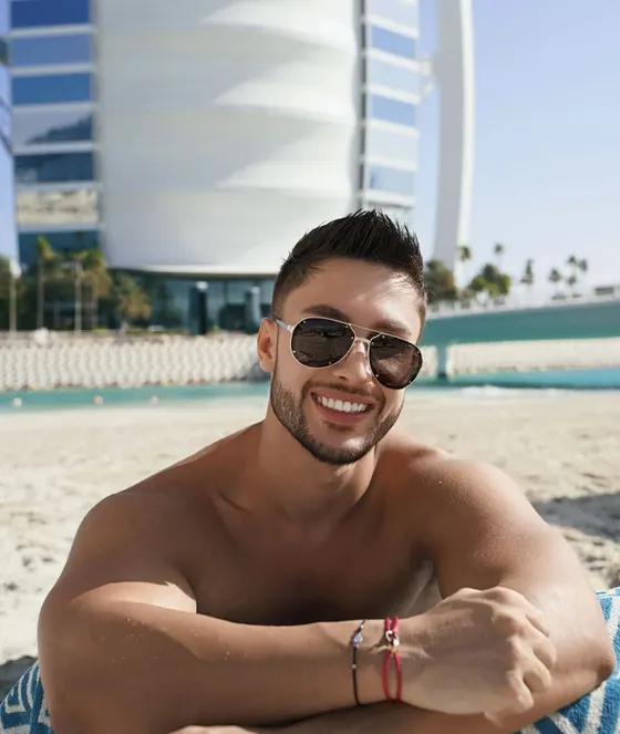 Max, male escort in Dubai — photo 17