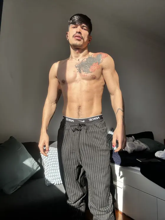 Nate, male escort in Dubai โ photo 16