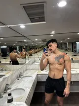 Nate, male escort in Dubai — photo 2