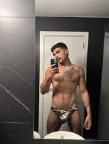 Nate, male escort in Dubai — photo 3