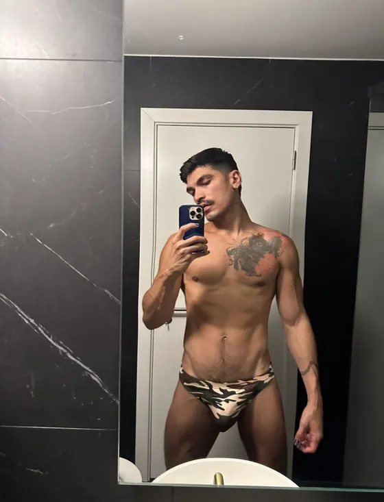 Nate, male escort in Dubai โ photo 3