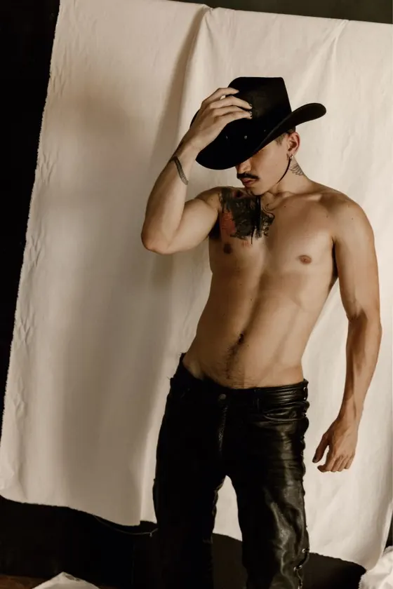 Nate, male escort in Dubai โ photo 4