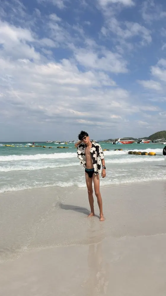 Nate, Asian male escort in Dubai — photo 10