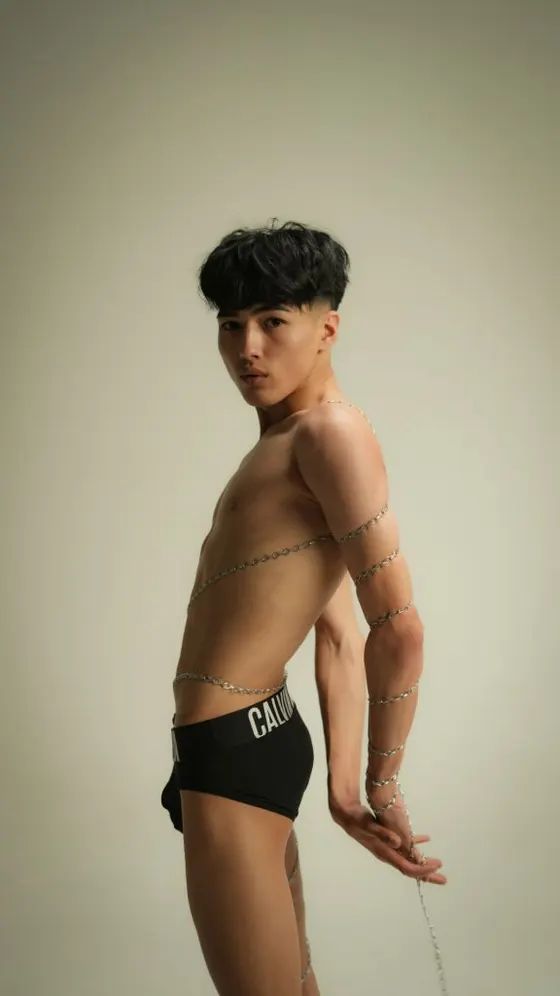 Nate, Asian male escort in Dubai — photo 9