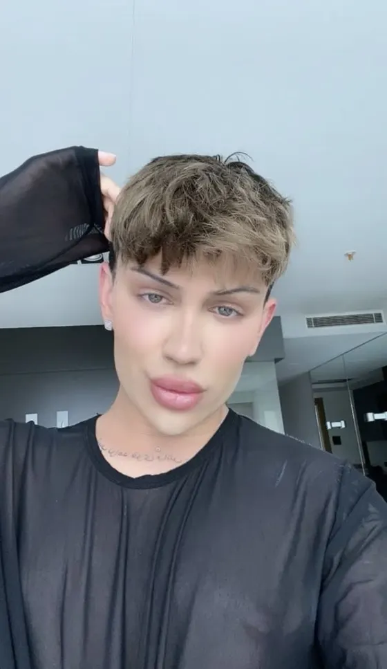 Noah, male escort in Dubai — photo 5