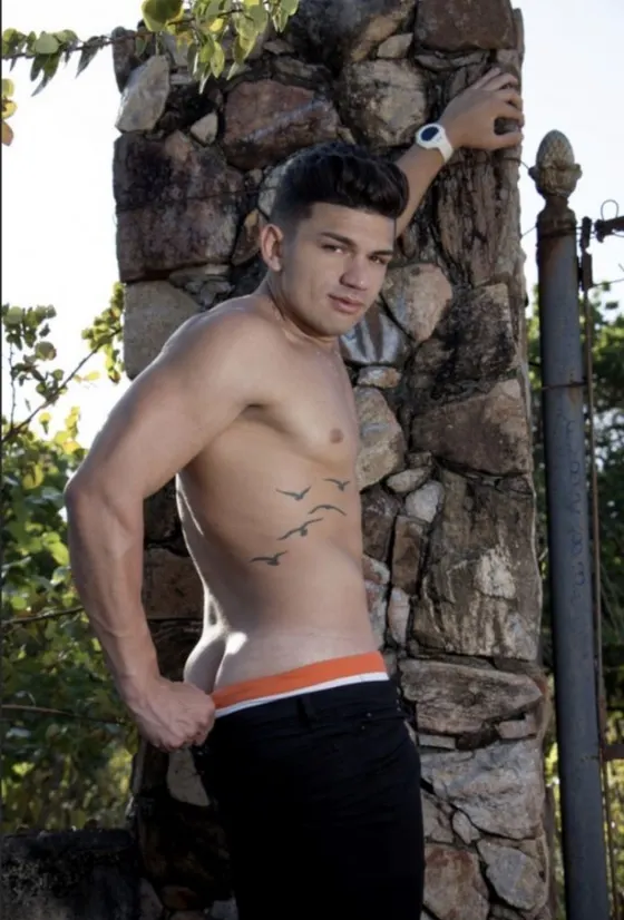 Noah, male escort in Dubai — photo 18
